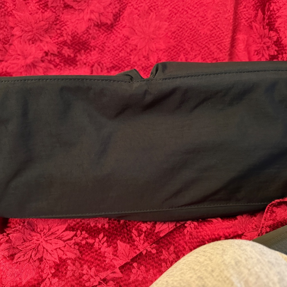 Baggallini Black Fifth Ave Weekender Bag - Picture 7 of 11